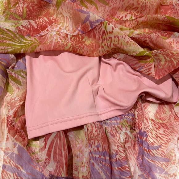 Touché tiered sleeveless maxi dress. Soft pink and rose gauzy/flowy fabric - Picture 6 of 6